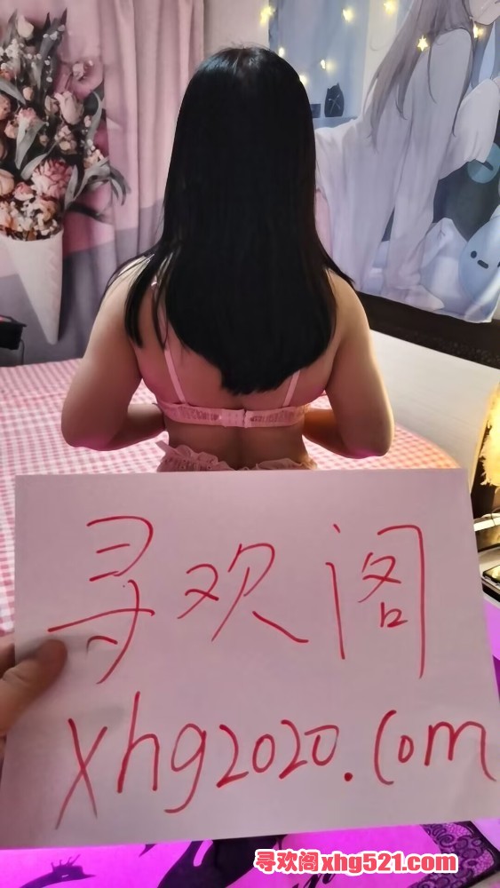 214739m438rkr0kg0jztzd.jpg