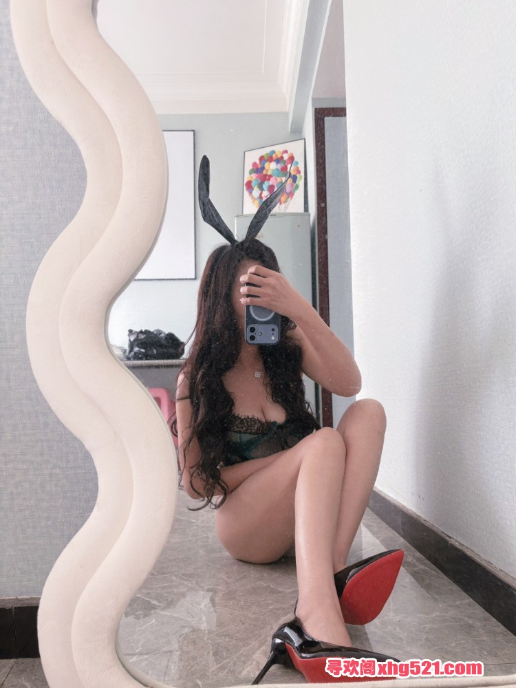 154844q8rf19yfuedff21j.jpg